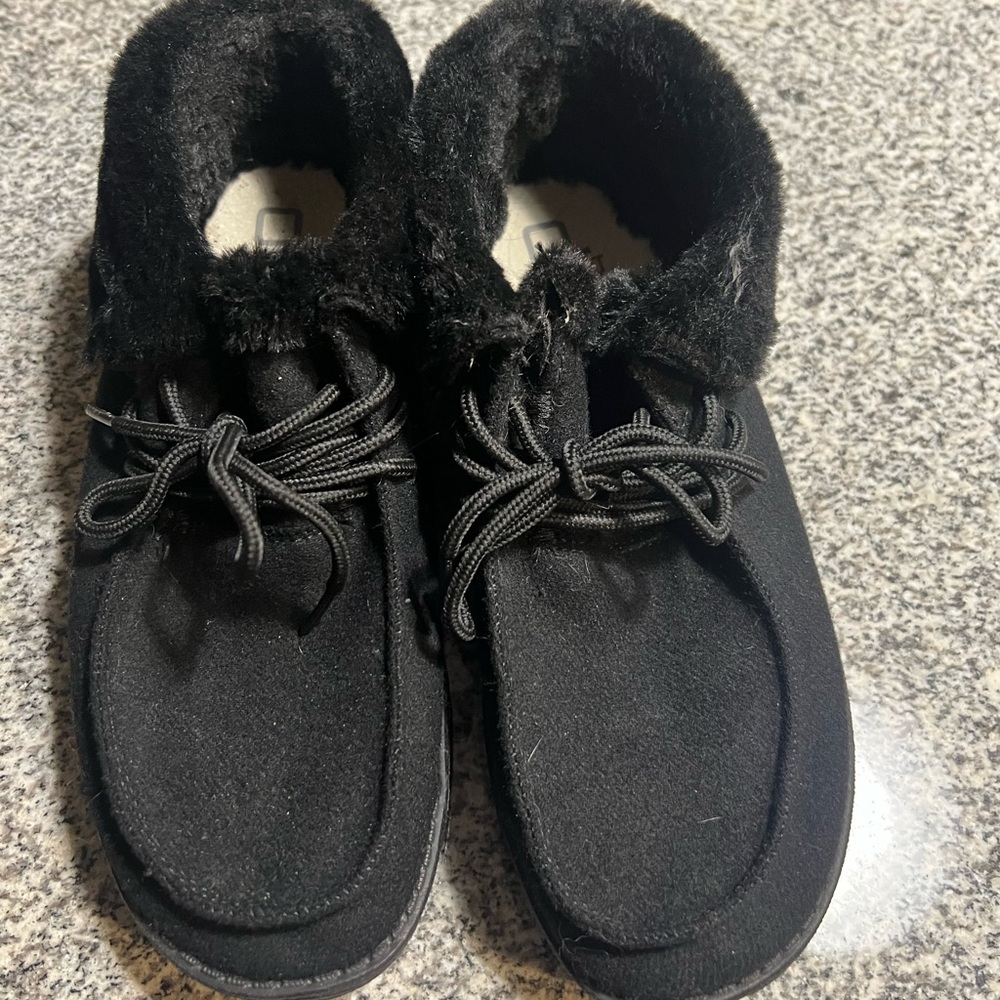 Black Fur-Lined Hey Dudes